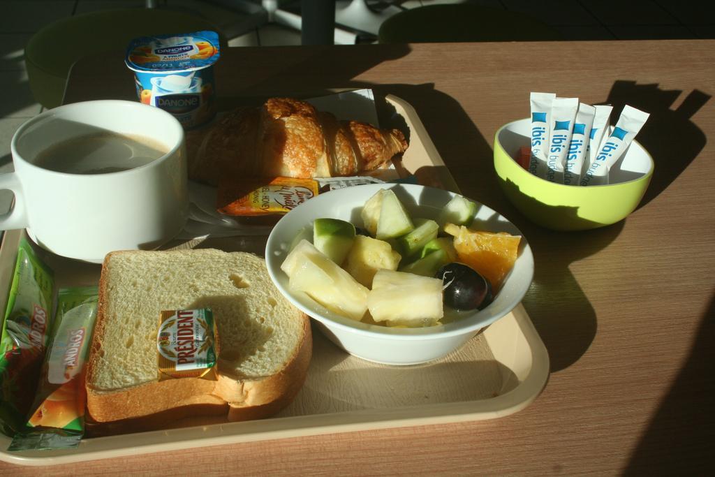 Ibis Budget Niort - ラ・クレッシュ エクステリア 写真